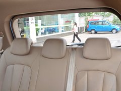 2014款 1.5L 手动 舒适型 7座