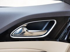 2014款 1.5L 手动 舒适型 7座