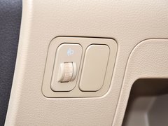 2014款 1.5L 手动 舒适型 7座