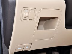2014款 1.5L 手动 舒适型 7座
