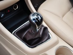 2014款 1.5L 手动 舒适型 7座