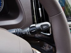 2014款 1.5L 手动 舒适型 7座