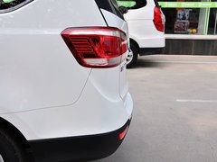 2014款 1.5L 手动 舒适型 7座