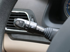2014款 1.5L 手动 标准型 7座