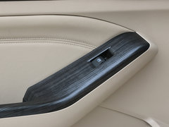 2014款 1.5L 手动 标准型 7座
