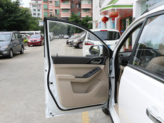2014款 1.5L 手动 标准型 7座
