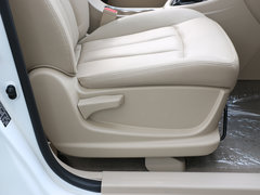 2014款 1.5L 手动 标准型 7座