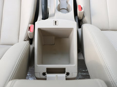 2014款 1.5L 手动 标准型 7座
