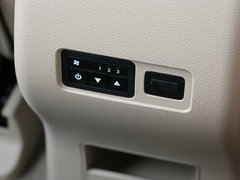 2014款 1.5L 手动 标准型 7座