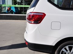2014款 1.5L 手动 标准型 7座