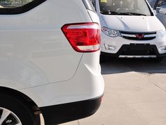 2014款 1.5L 手动 标准型 7座