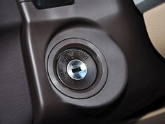 2014款 1.5L 手动 标准型 7座