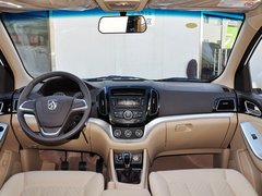 2014款 1.5L 手动 标准型 7座