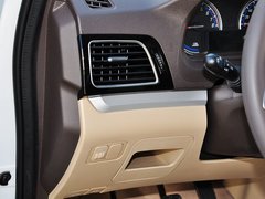 2014款 1.5L 手动 标准型 7座