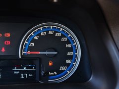 2014款 1.5L 手动 标准型 7座