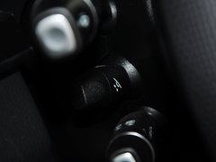 2015款 E320L 运动型