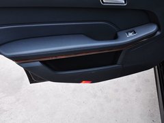 2015款 E200L 