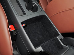 奥迪A4L 2015款 45 TFSI quattro 个性运动型