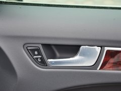 奥迪A4L 2015款 35 TFSI 自动 舒适型