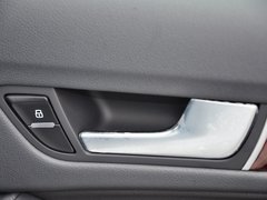 奥迪A4L 2015款 35 TFSI 自动 舒适型