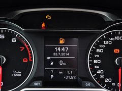 奥迪A4L 2015款 35 TFSI 自动 标准型