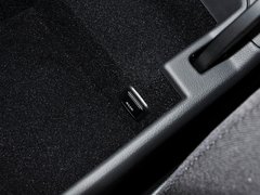 奥迪A4L 2015款 35 TFSI 自动 标准型