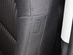 奥迪A4L 2015款 30 TFSI 自动 舒适型