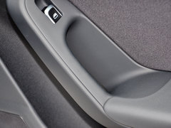 2015款 30 TFSI 自动 舒适型