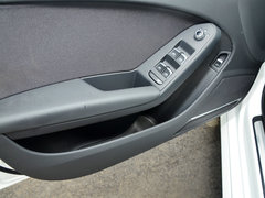 2015款 30 TFSI 自动 舒适型