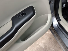 2014款 1.8L 自动 舒适版