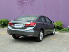 2014款 1.8L 自动 舒适版
