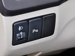 2014款 1.8L 自动 舒适版