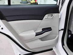 2014款 1.8L 自动 舒适版