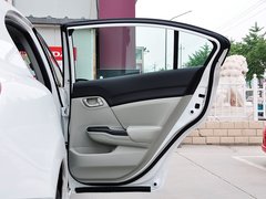 2014款 1.8L 自动 舒适版