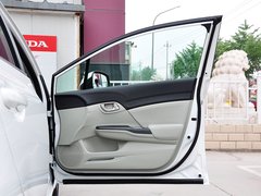 2014款 1.8L 自动 舒适版