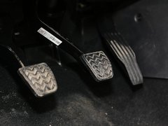 2014款 升级版 1.5T 手动 尊贵型