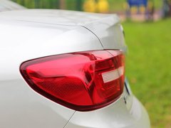 2014款 升级版 1.5T 手动 尊贵型