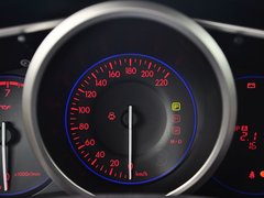 2014款 2.5L 自动 两驱时尚版 5座