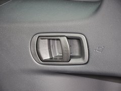 2014款 2.5L 自动 两驱时尚版 5座