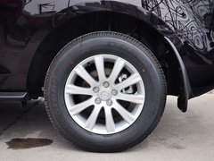 2014款 2.5L 自动 两驱时尚版 5座