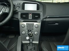 2015款 1.6T 自动 智逸版