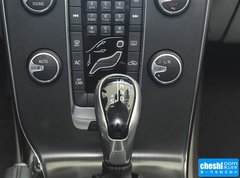 2015款 1.6T 自动 智逸版