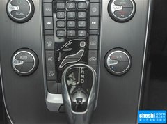 2015款 1.6T 自动 智逸版