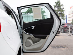 2015款 1.6T 自动 智雅版
