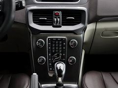 2015款 1.6T 自动 智雅版
