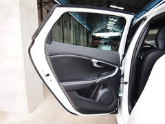 2015款 1.6T 自动 智雅个性运动版
