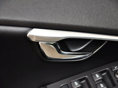 2015款 1.6T 自动 智雅个性运动版
