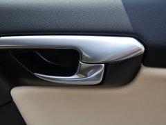 2015款 2.0T 自动 T5 智逸版 5座