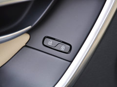 2015款 2.0T 自动 T5 智逸版 5座