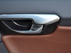 2015款 2.0T 自动 T5 智雅版 5座